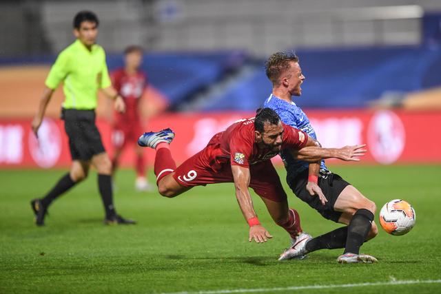 锁定欧冠资格！那不勒斯3-0比萨 小麦破门霍伊伦传射拉赫马尼建功