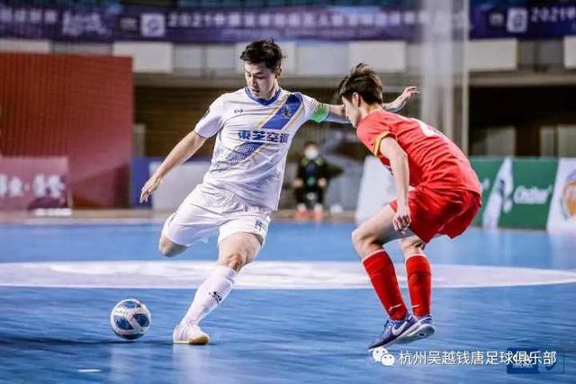 U17国足亚军背后的转会迷雾：帅惟浩与张伯霖的未来选择